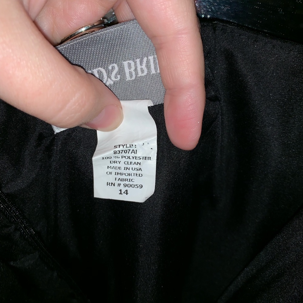 Little Black Dress with POCKETS - Picture 4 of 4